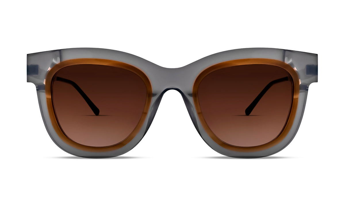 SAVVVY Luxury Cat-Eye Sunglasses | Designer Sunglasses for  display picture 3
