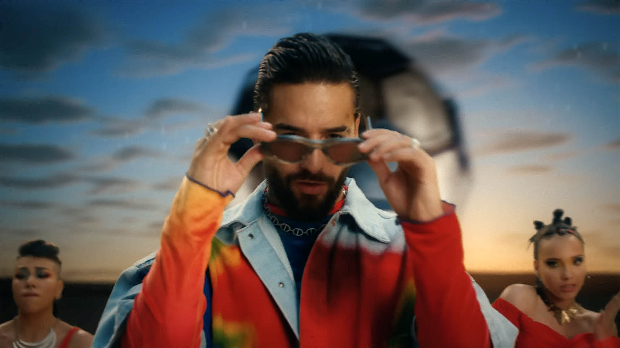 MALUMA wearing the THIERRY LASRY "MASTERMINDY" sunglasses in the official video of the 2022 FIFA WORLD CUP FAN FESTIVAL™ ANTHEM