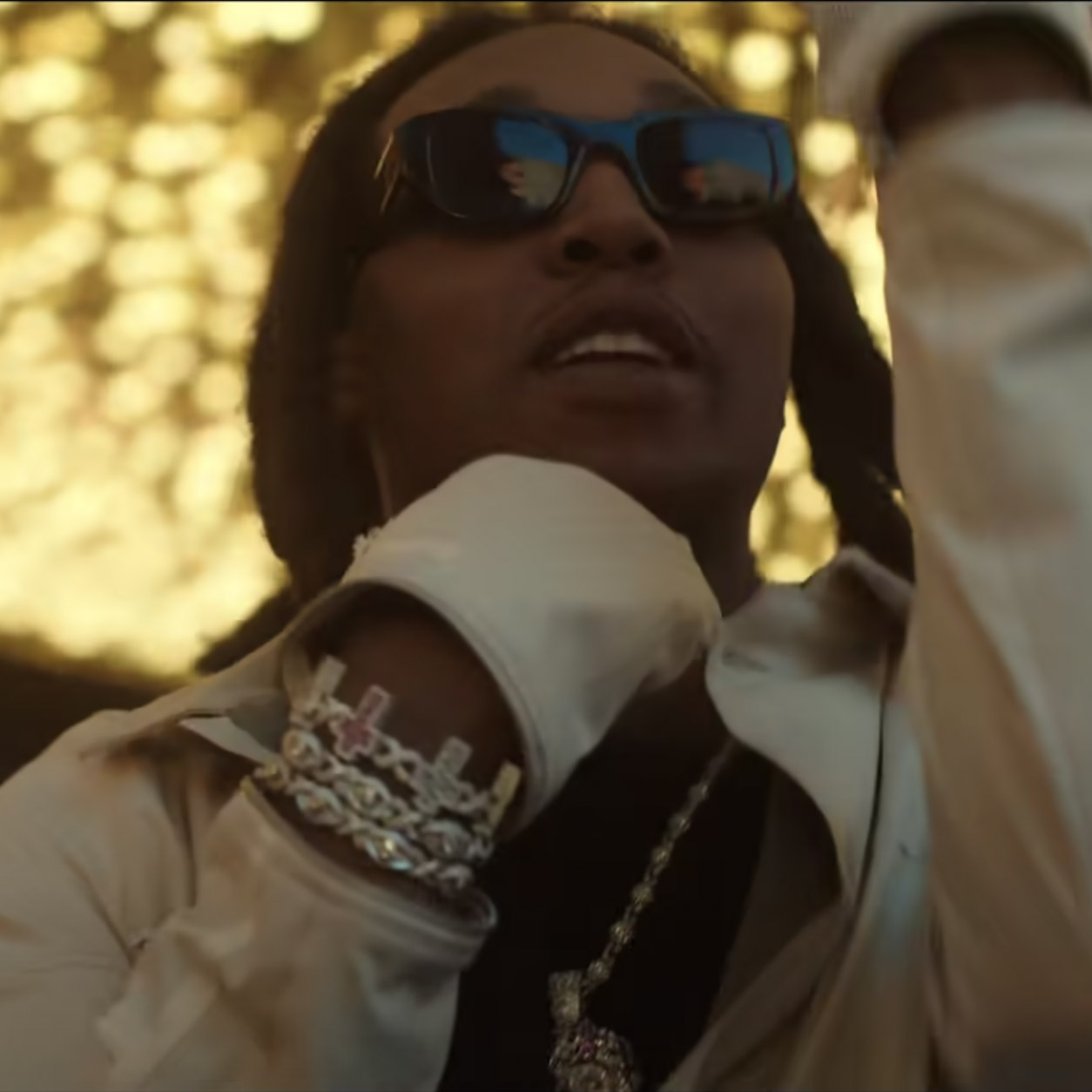 White sunglasses worn by Takeoff in HOTEL LOBBY by Quavo & Takeoff